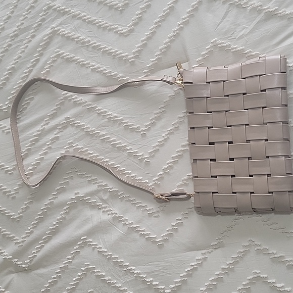 Anthropologie | Lindy Woven Clutch - Picture 5 of 7